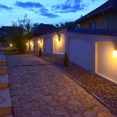 Royal Blue Rose Čačak