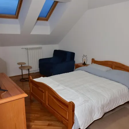 Royal Blue Rose Lägenhet Čačak