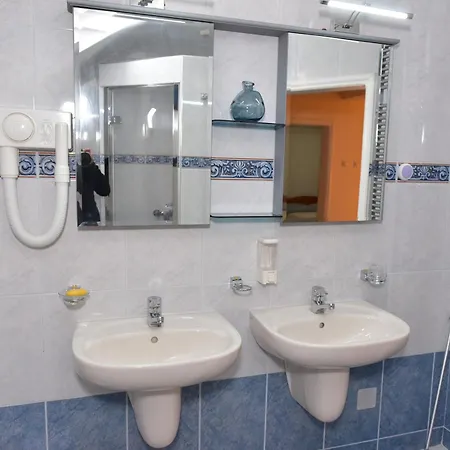 Royal Blue Rose Lägenhet *