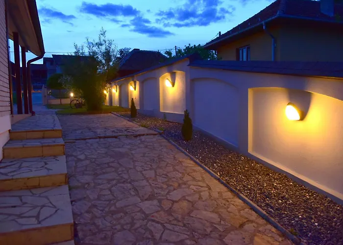 Royal Blue Rose Čačak