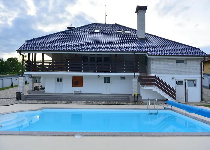 Royal Blue Rose Čačak